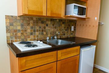 Private kitchenette