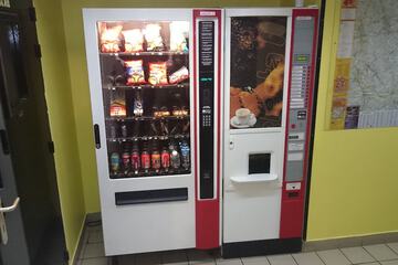 Snack bar