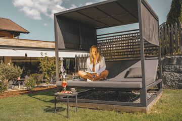Sundeck