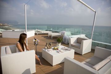 Sundeck
