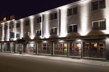 Front of Property - Evening or Night