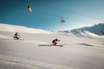 Snow and ski sports