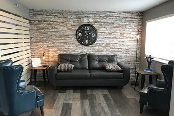 Hotel Interior 6 of 23