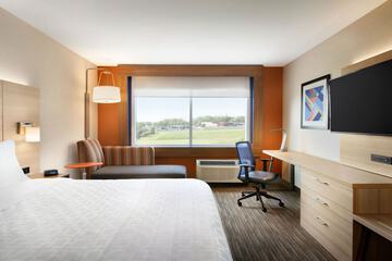 Room 30 of 51