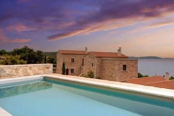 Private pool