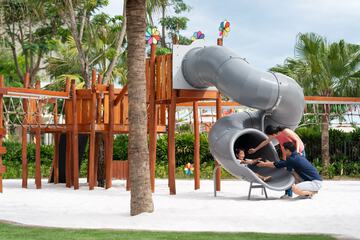 Children's play area - outdoor