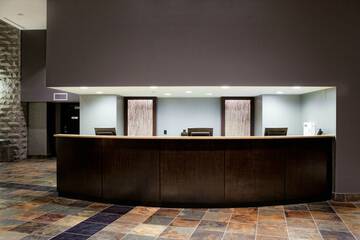 Check-in/check-out kiosk