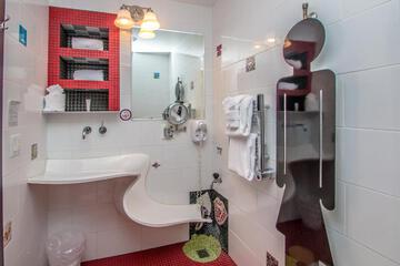 Photo 49