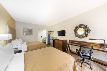 Room 26 of 81