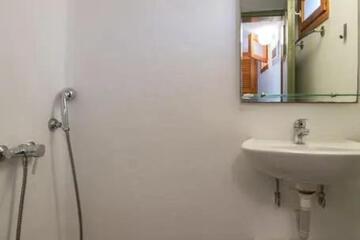 Photo 37