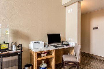 Business Center 56 of 57