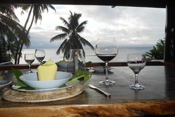 Couples Dining