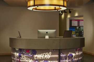 Check-in/check-out kiosk