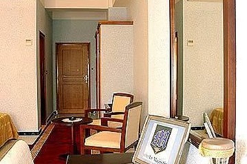 In-room business center