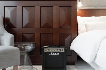 Room amenity
