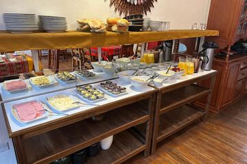 Breakfast buffet