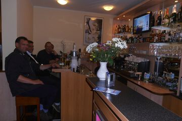 Sports bar