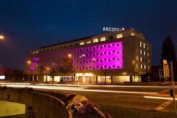 Front of property - evening/night