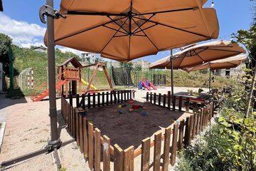 Children's play area - outdoor