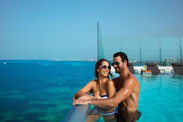 Rooftop pool