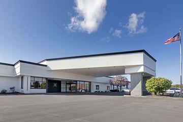 Quality Inn near Finger Lakes & Seneca Falls