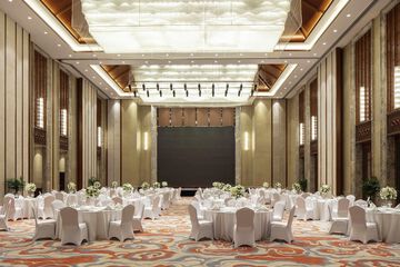 Indoor wedding