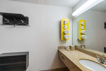 Bathroom amenities