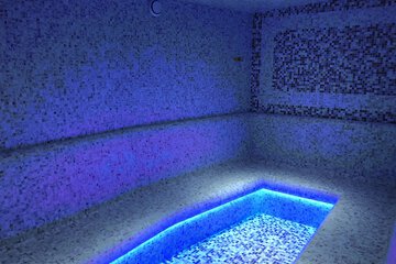 Steam room