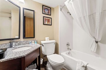 Room 25 of 57