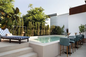 Rooftop pool