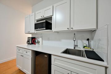 Private kitchenette