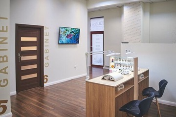 Nail salon