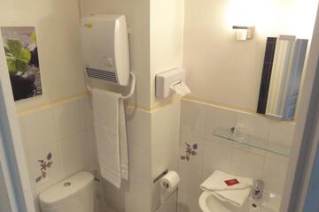 Photo 32