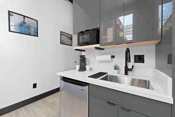 Private kitchenette