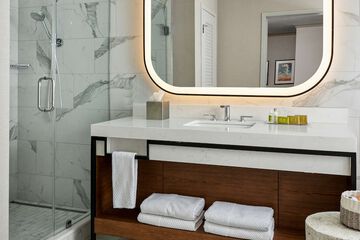 Bathroom shower