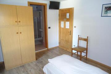 Photo 49