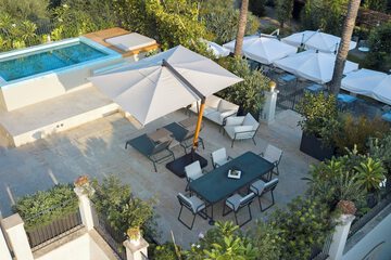 Private pool