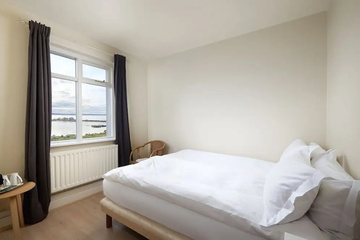 guest_rooms