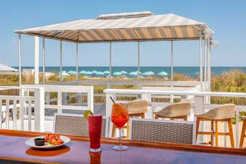 Beach bar