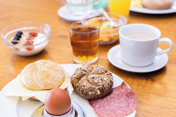 Breakfast meal