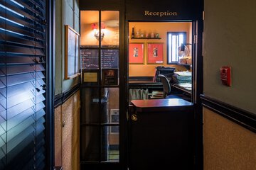 Room 27 of 36