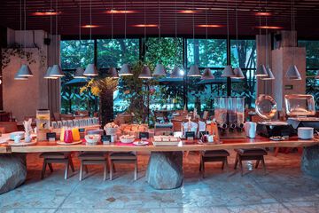 Breakfast buffet