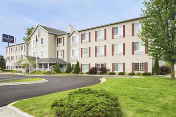 Country Inn & Suites by Radisson Grand Rapids Airport, MI