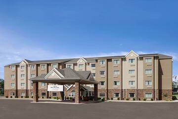 Microtel Inn & Suites by Wyndham St. Clairsville / Wheeling