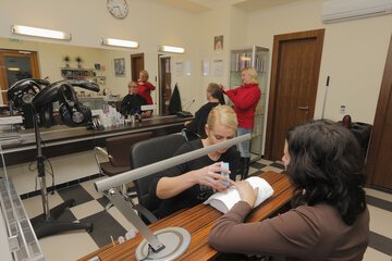 Hair salon