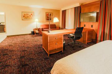 Room 27 of 49