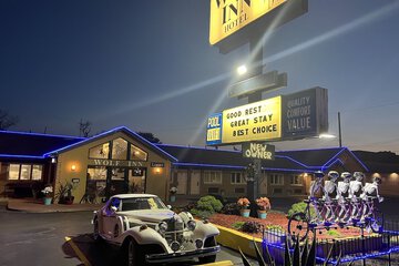 Outdoor banquet area