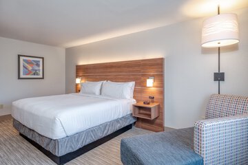 Room 16 of 49