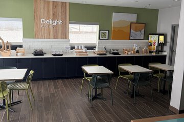 Breakfast area