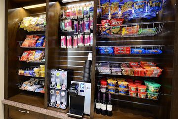 Snack bar
